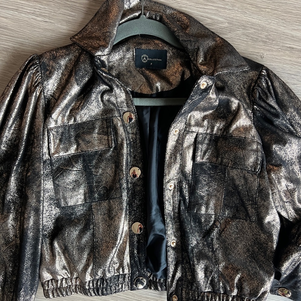Cropped Jacket